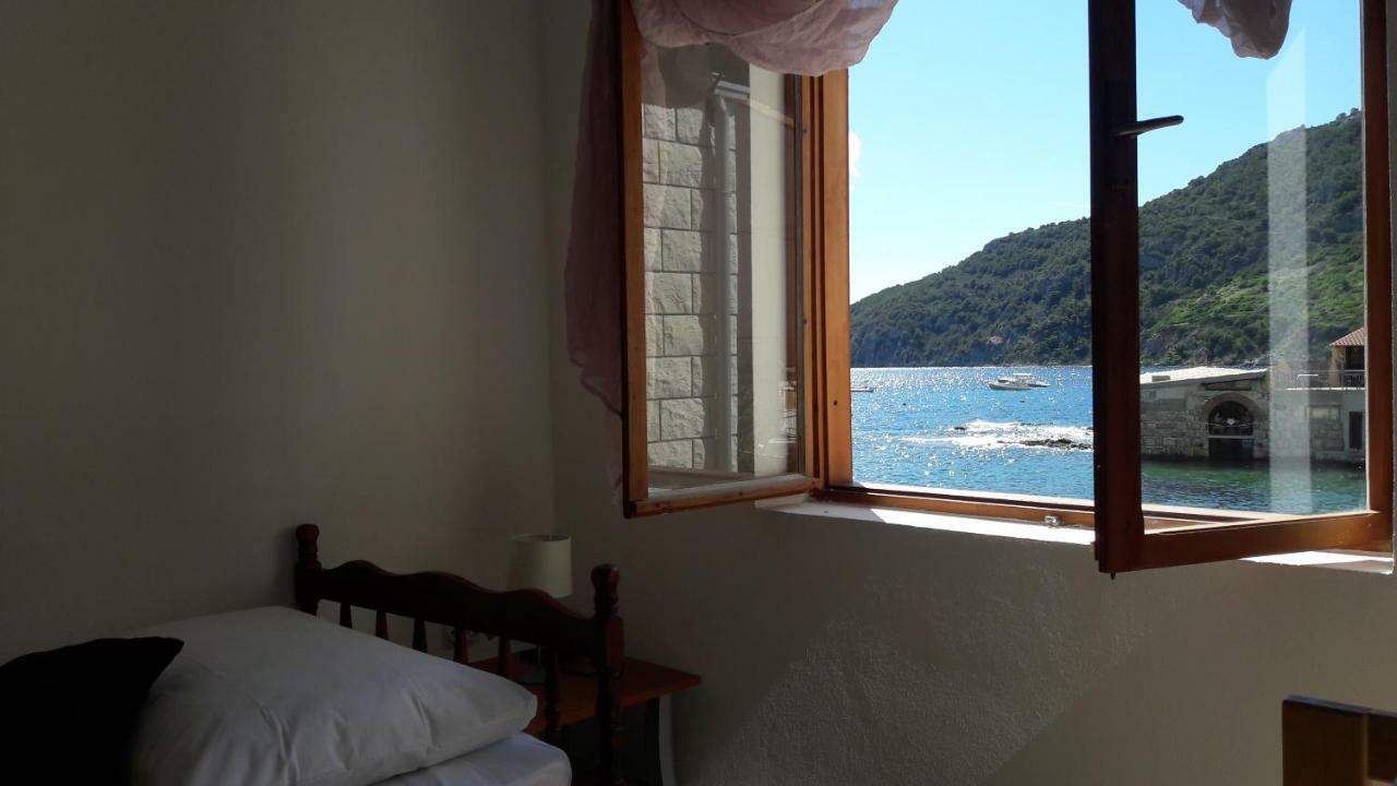 Anka'S Beach Komiža Kültér fotó